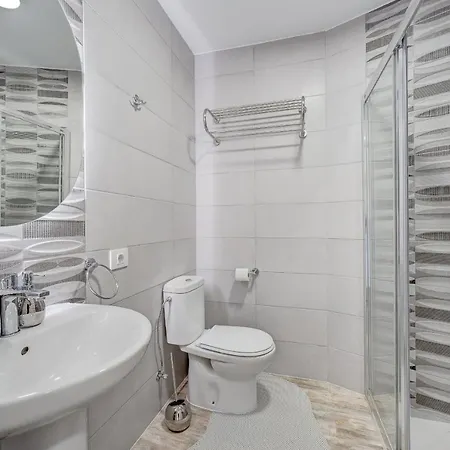 Park Santiago 2 Luxury 8 Apartment *
